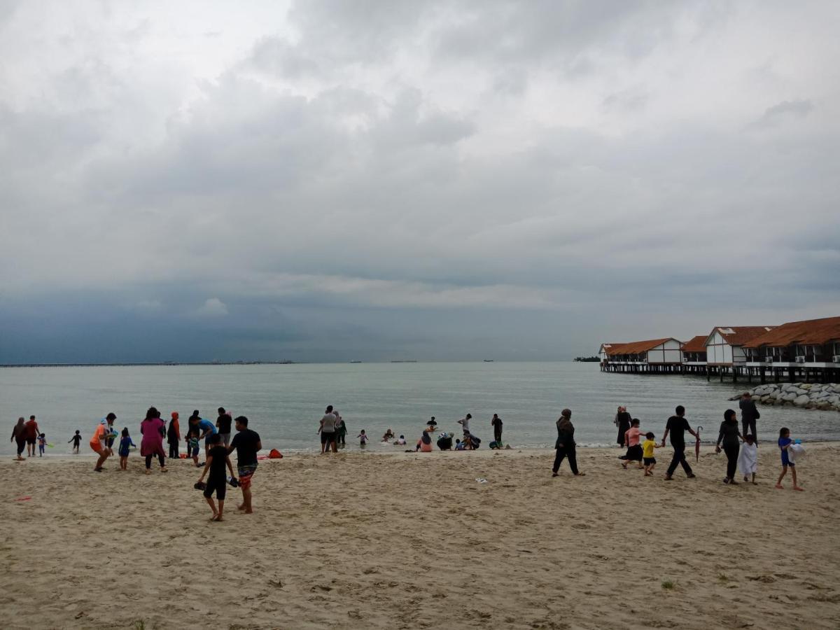 Glory Beach Resort Private Penthouse Port Dickson Dış mekan fotoğraf