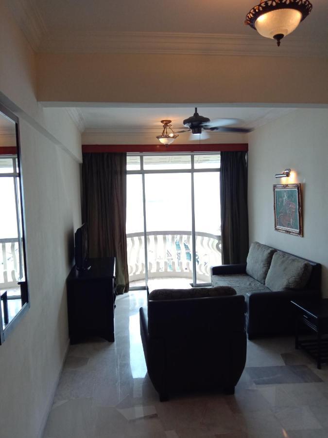 Glory Beach Resort Private Penthouse Port Dickson Dış mekan fotoğraf