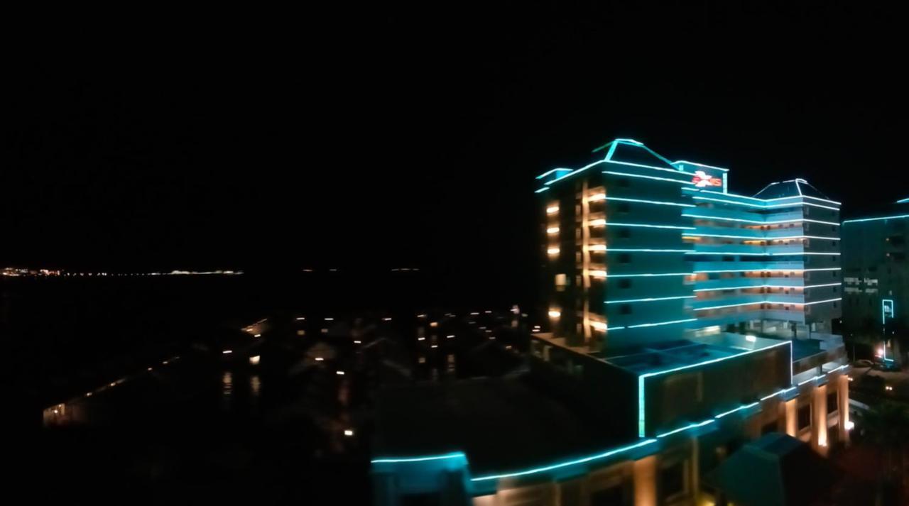 Glory Beach Resort Private Penthouse Port Dickson Dış mekan fotoğraf