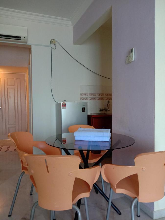 Glory Beach Resort Private Penthouse Port Dickson Dış mekan fotoğraf